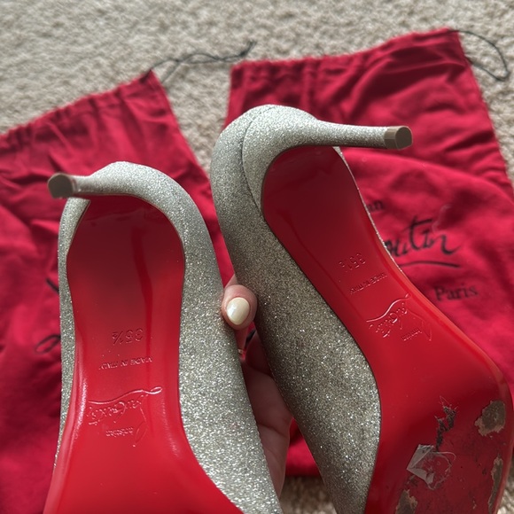 Christian Louboutin Kate Glitter Pointed Toe Pump - Picture 7 of 8